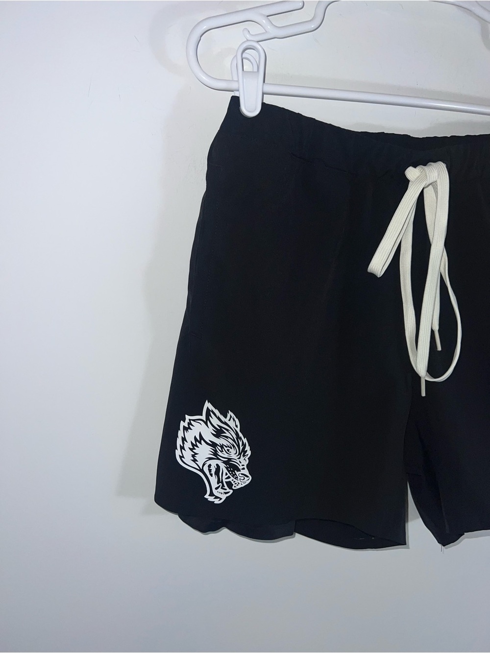 DARC SPORT WOLFES BLACK SHORTS MEDIUM - Picture 5 of 12
